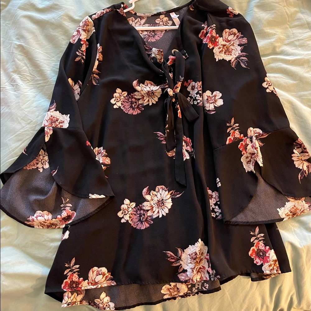 Flowy floral bell sleeve top